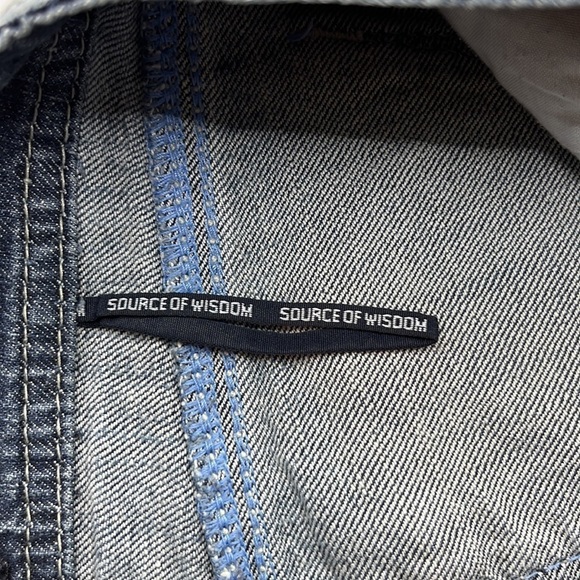 Source Of Wisdom Cuffed Low Rise Shorts Size 3 - Picture 11 of 16